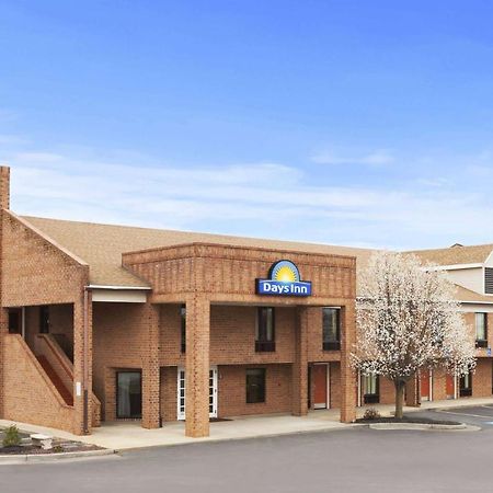 Days Inn By Wyndham Farmville Kültér fotó
