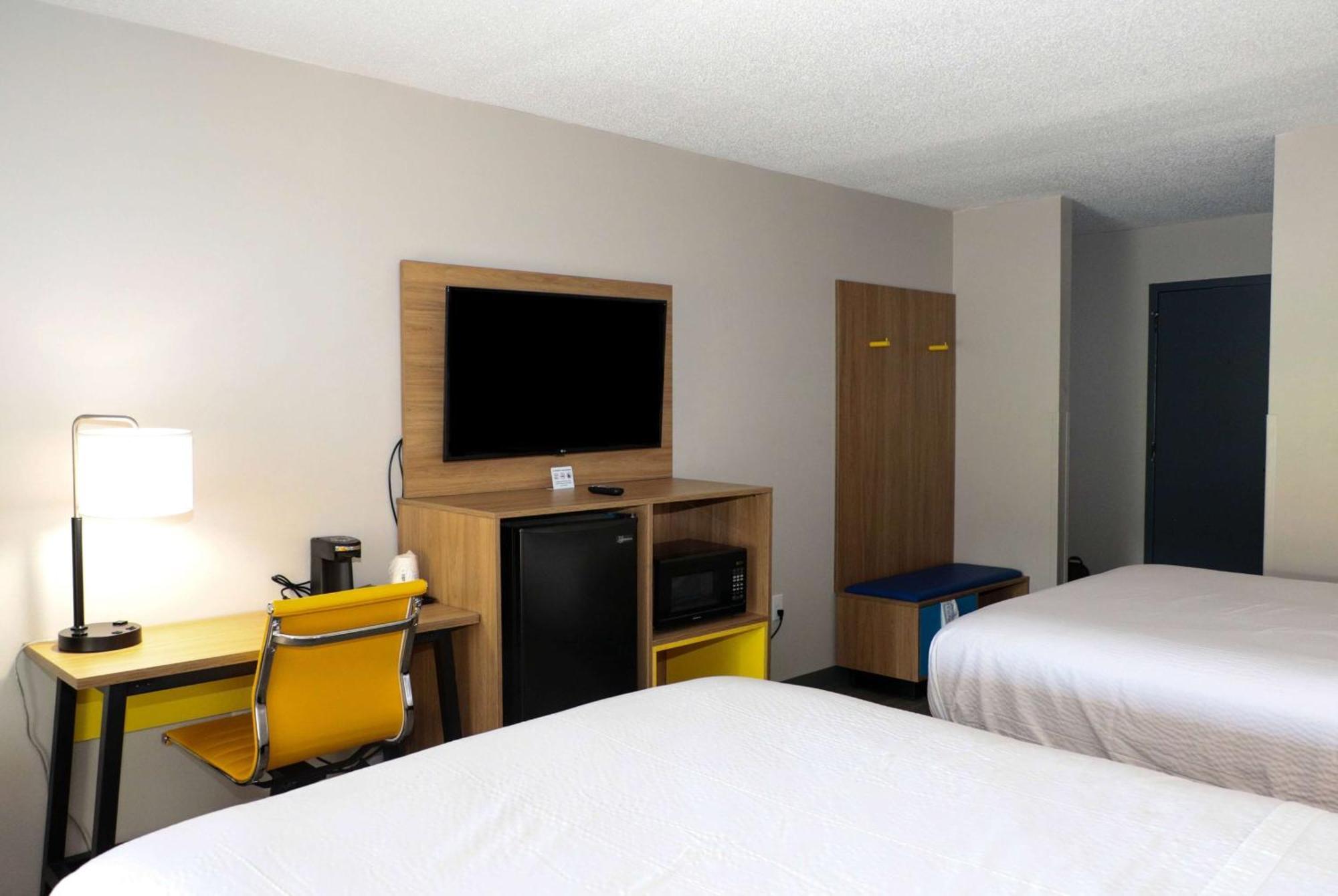 Days Inn By Wyndham Farmville Kültér fotó
